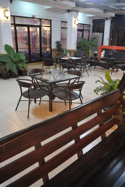 Aonang Backpacker Hostel Ao Nang ภายนอก รูปภาพ