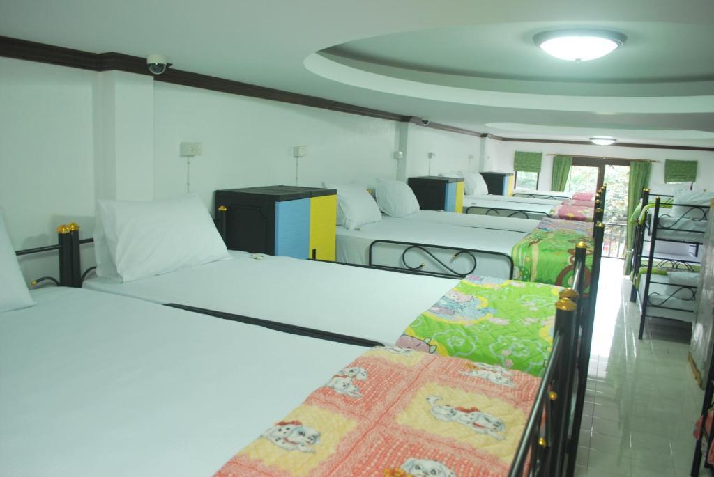 Aonang Backpacker Hostel Ao Nang ภายนอก รูปภาพ