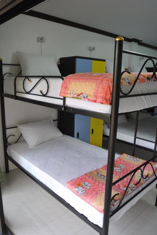 Aonang Backpacker Hostel Ao Nang ภายนอก รูปภาพ
